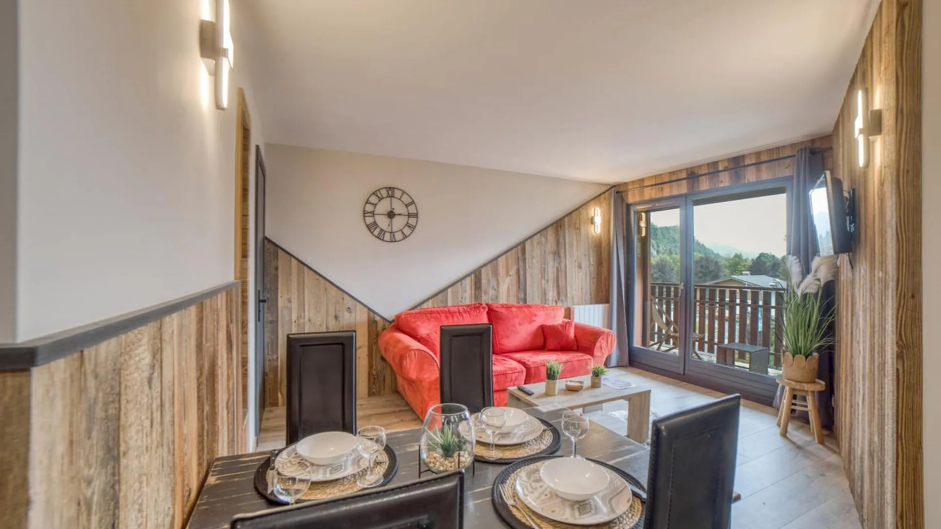 Charmant Appartement Avec Balcon Et Commodites Modernes Samoens