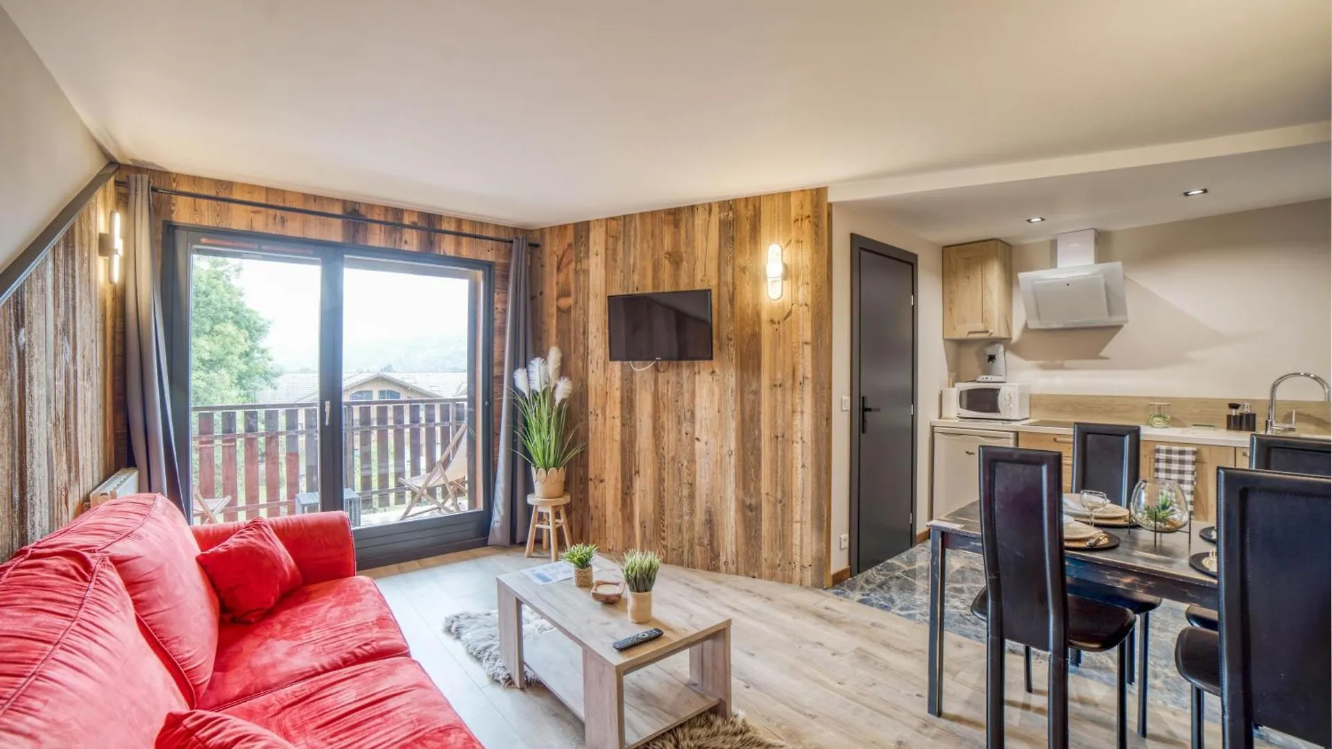 Charmant Appartement Avec Balcon Et Commodites Modernes Samoens