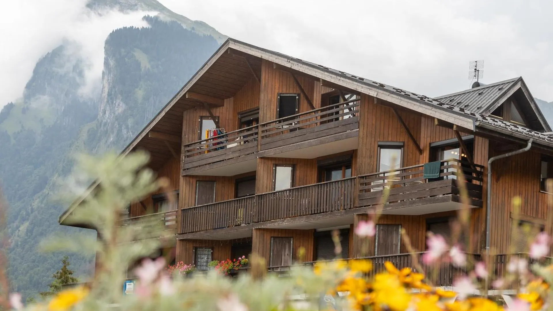 Charmant Appartement Avec Balcon Et Commodites Modernes Samoens France