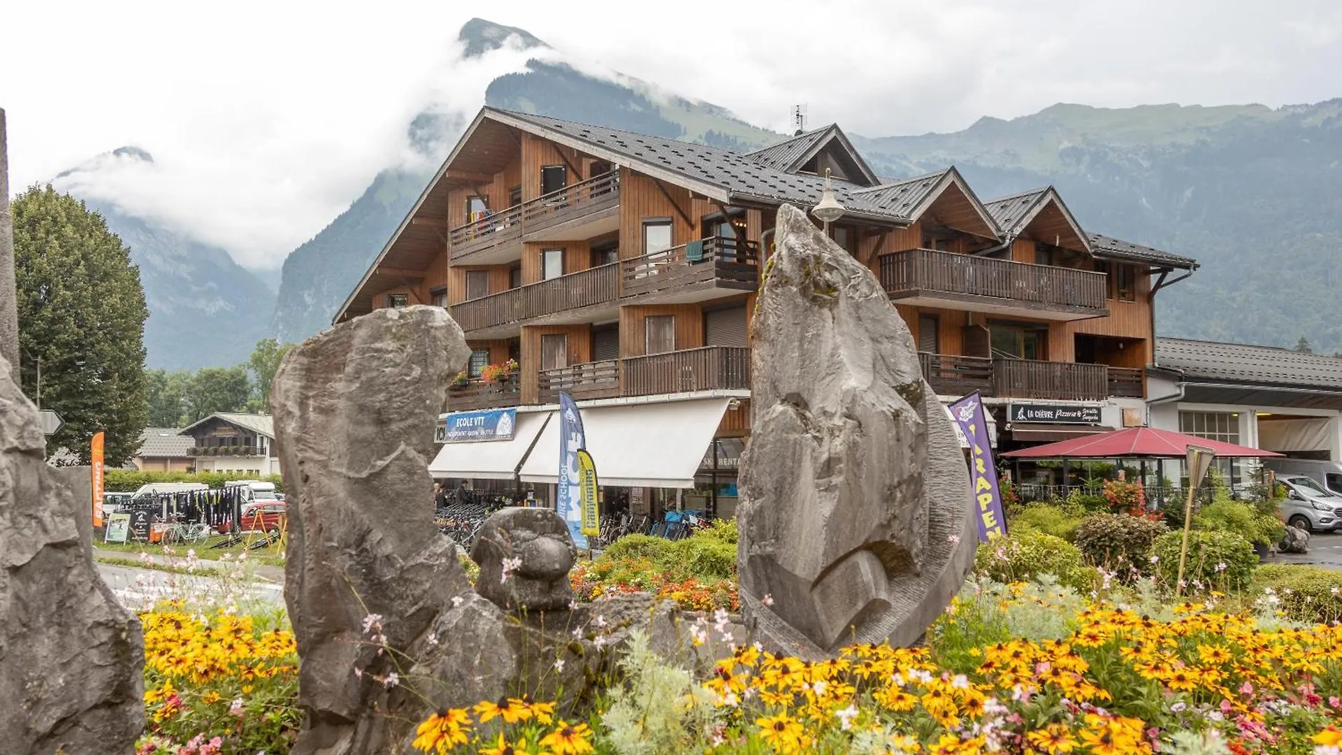 Charmant Appartement Avec Balcon Et Commodites Modernes Samoens